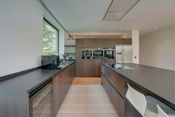 Charming Single-Storey Property in a 5,000 m² Park
