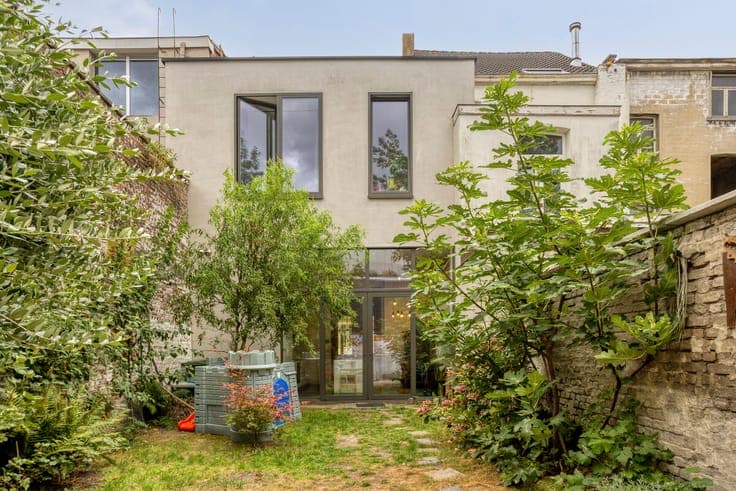 Unique & characterful mansion in a prime location in Vilvoor