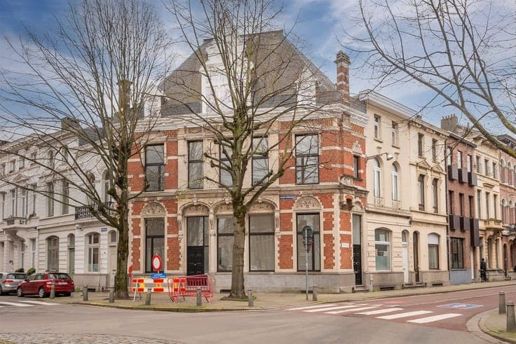 WONING