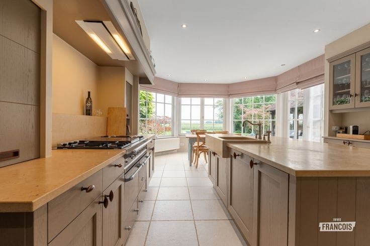 4-bedroom villa with pool and countryside views | FOR SALE