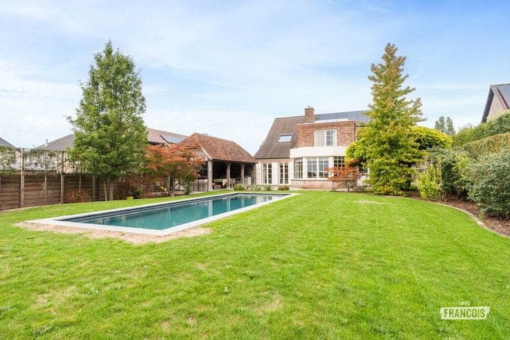 4-bedroom villa with pool and countryside views | FOR SALE