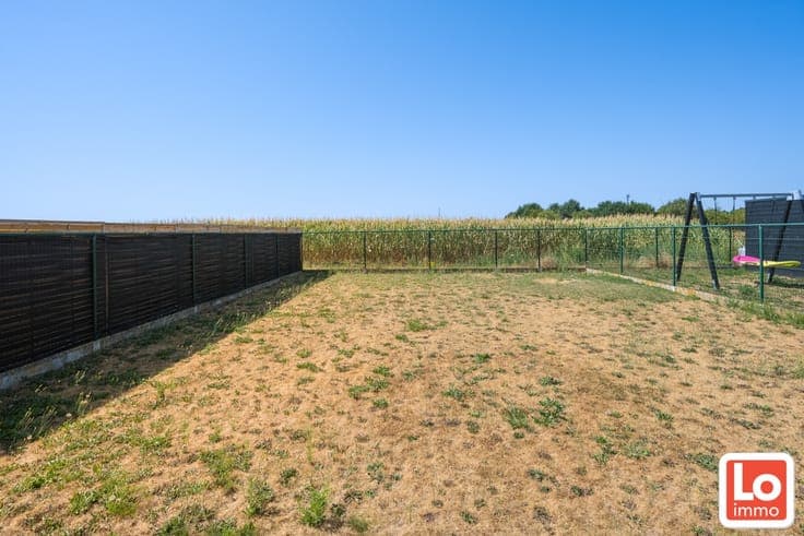 Moderne, instapklare én energiezuinige halfopen woning me...