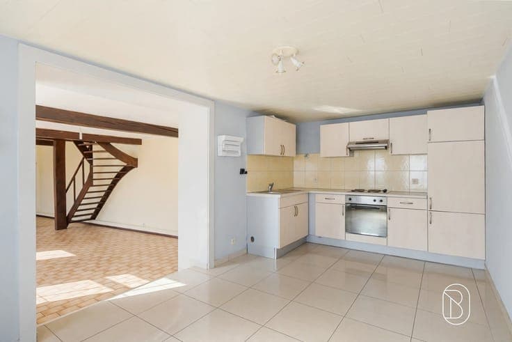 Ideally located house in the center of Lessines
