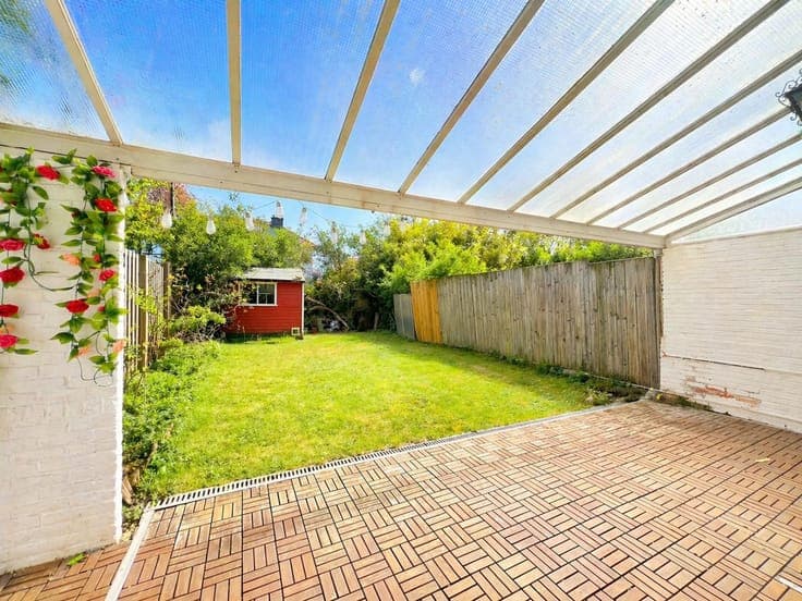 Jolis Bois district - house 2 fronts 4 bedrooms + garden