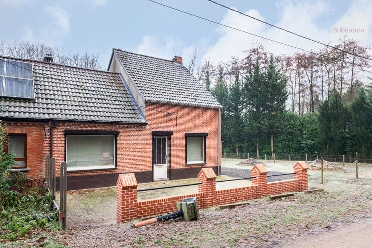 Charmante halfopen bebouwing op idyllische bosrijke locat...