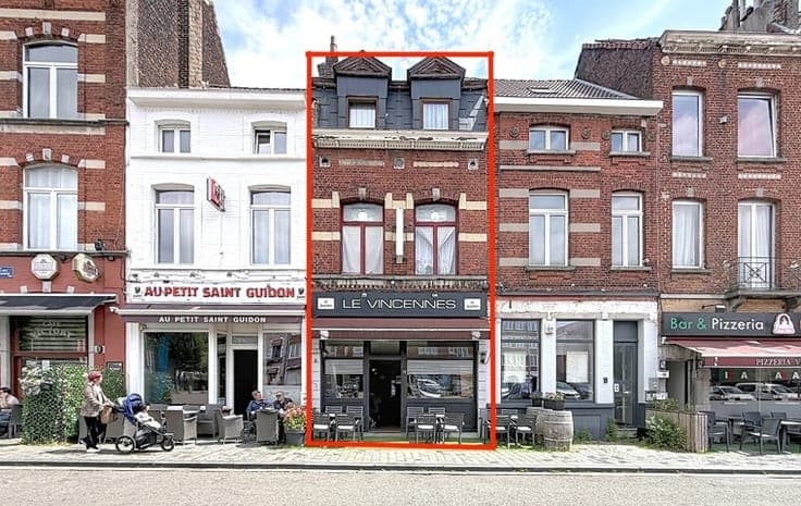 Retail store for sale