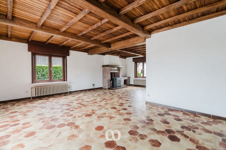 Beautifully located house with fantastic view in Mullem