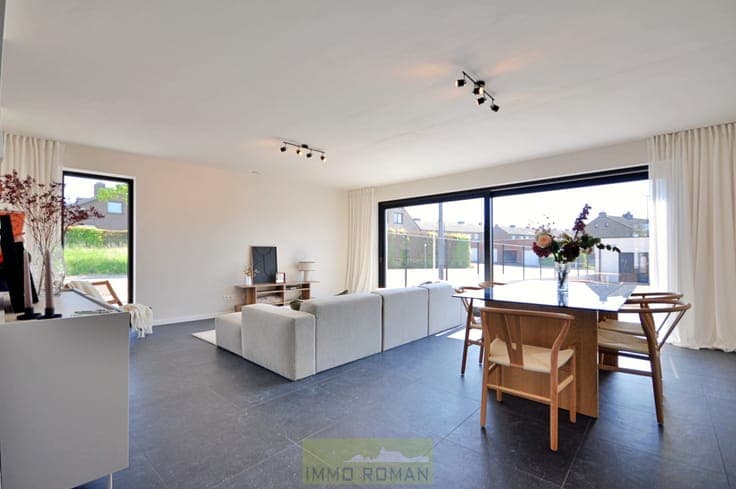 Nieuwbouw met 3 slaapkamers en garage te Otegem!