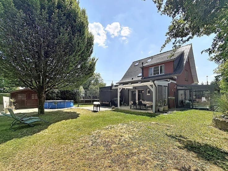 Move-in ready 5-bedroom villa in Overijse
