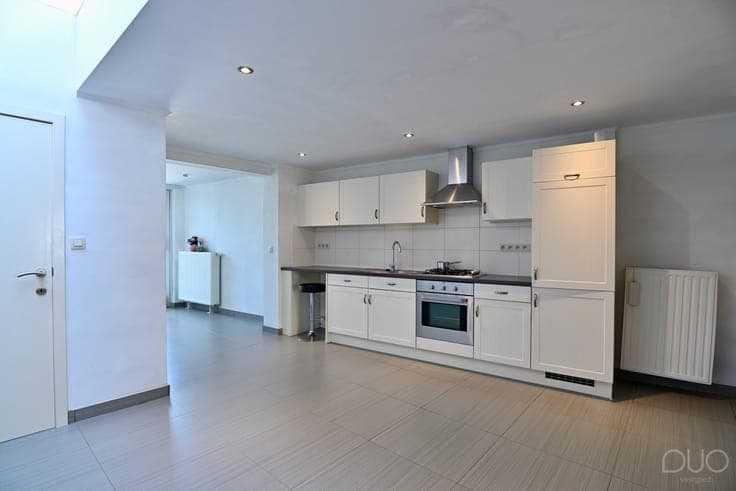 Instapklare rijwoning met west geörienteerde buitenruimte