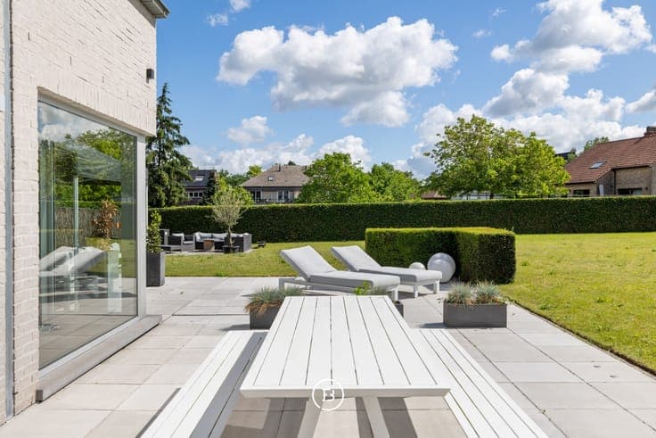 Versatile villa