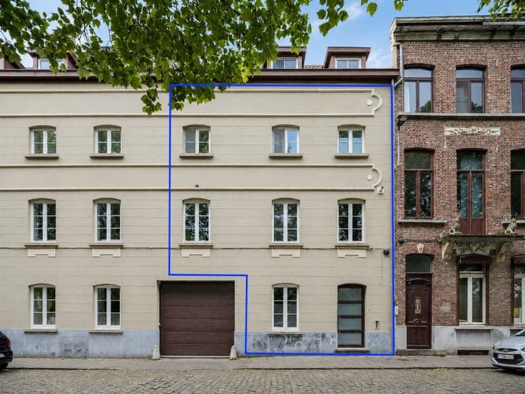 Ruime woning met drie slaapkamers en polyvalente ruimte i...