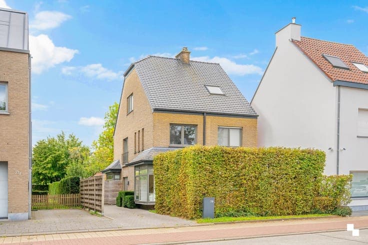 Karaktervolle, instapklare gezinswoning in Merelbeke