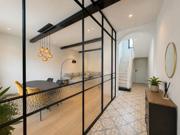 Te koop, Energiezuinige stadswoning met 3 slaapkamers en ...