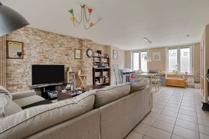 Income property for sale in the heart of Veurne