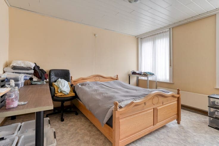 Income property for sale in the heart of Veurne
