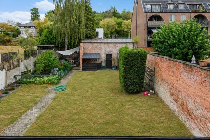 Semi-detached home with garden for sale in Temse