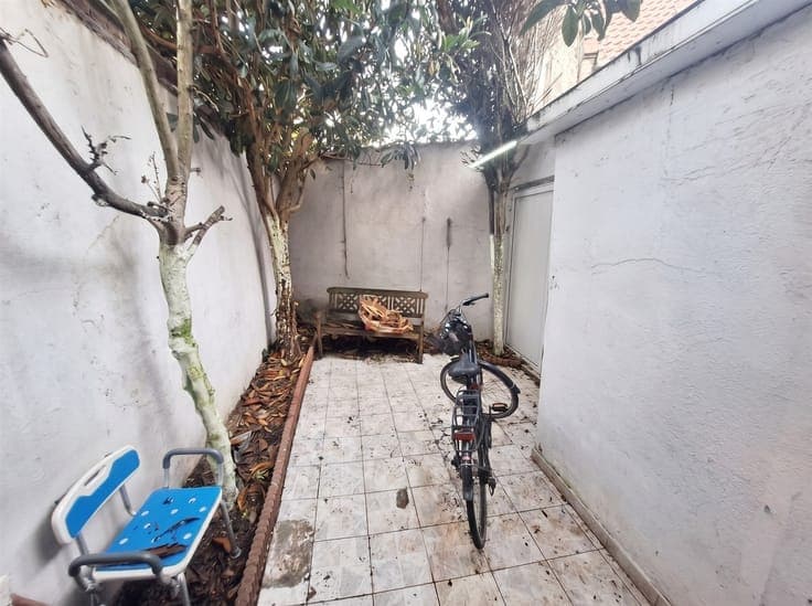 Op te frissen rijwoning