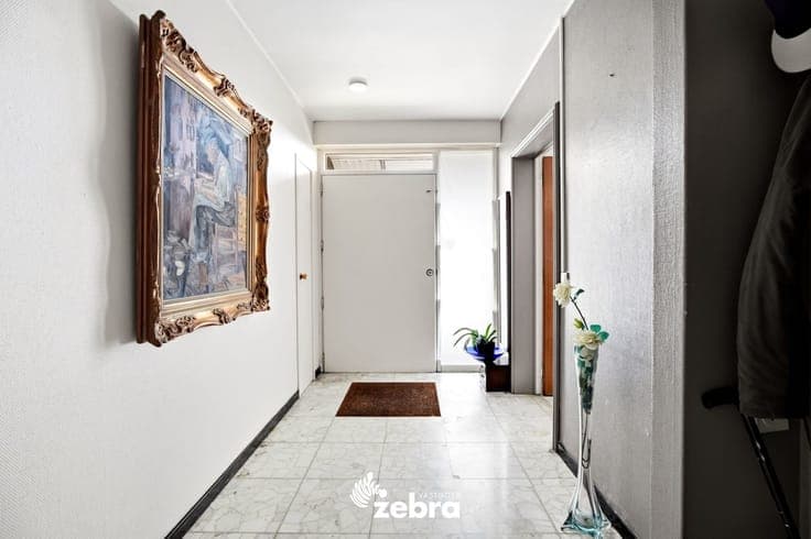 Te renoveren woning op een uitzonderlijk ruim perceel nab...