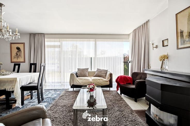 Te renoveren woning op een uitzonderlijk ruim perceel nab...