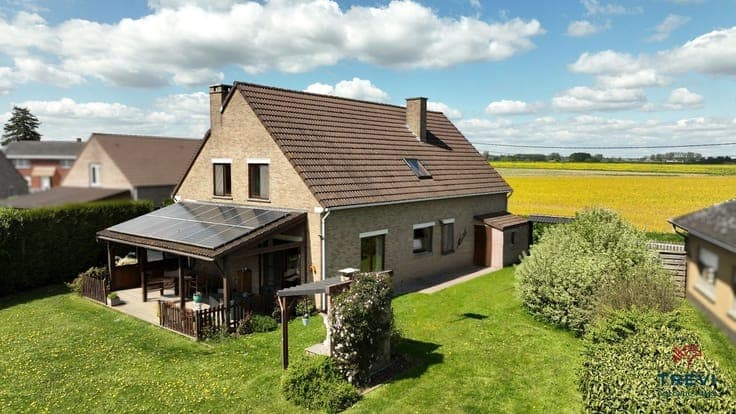 Superbe villa 4 ch avec magnifique jardin