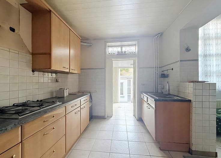 SCHAERBEEK - Investment property 3 units + court. & workshop