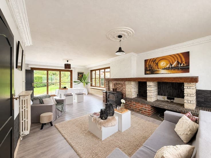 Instapklare, lichtrijke woning met zonnige tuin (628m²)