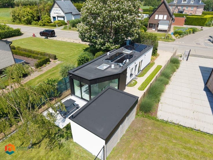 Prachtig vernieuwde bungalow te Schriek