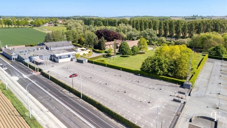 Ensemble immobilier exceptionnel - La Bush