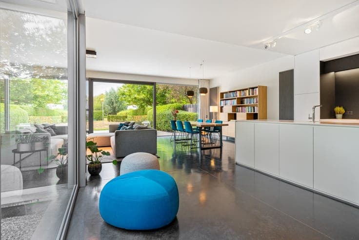Prachtige instapklare woning met 3 slpkrs op een toploca...