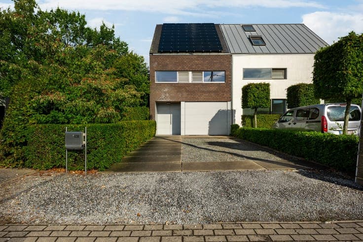 Prachtige instapklare woning met 3 slpkrs op een toploca...