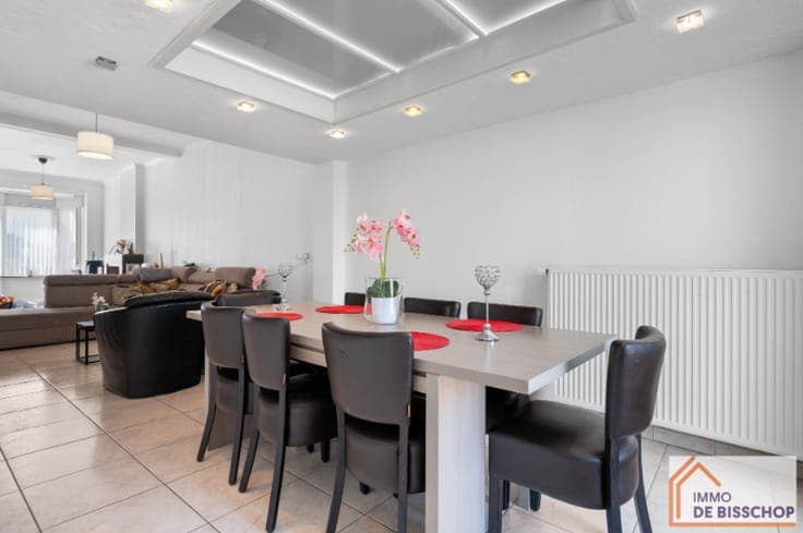 Gezellige woning met 3 slaapkamers en zongerichte tuin