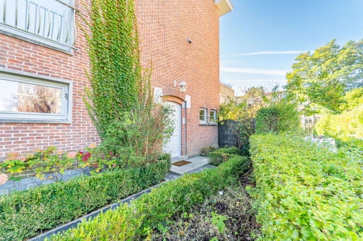Maison 3 façades, 5 chambres jardin