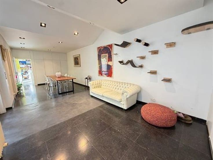 Unifamiliar house