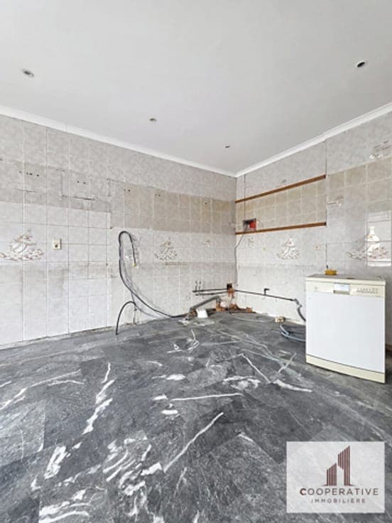 Tour & Taxis – 1 Commercial Unit + 3 Apartments