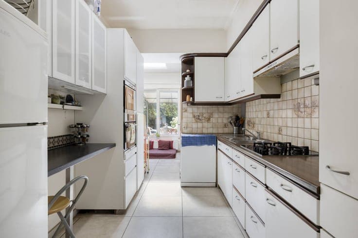 House with 3 bedrooms, 3 bathrooms and garden for sale in Wi