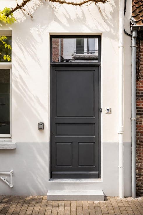 Gerenoveerde woning met 3 slaapkamers en 2 badkamers te Gent
