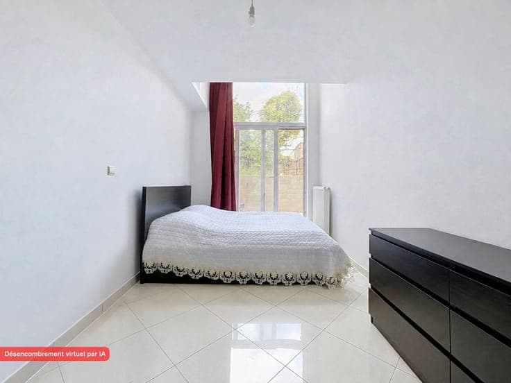 JETTE: investment property - 4 residential units + garage