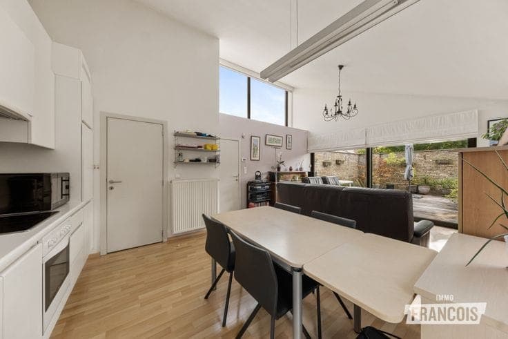 Unique move-in-ready home with three bedrooms in Bruges