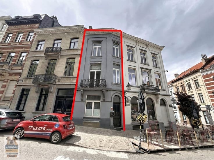 Saint-Gilles – Charming 5-bedroom house with a courtyard