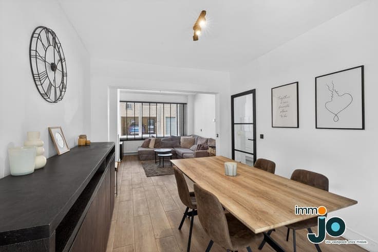 A ready-to-move-in family home with 2 to 3 bedrooms, spac...