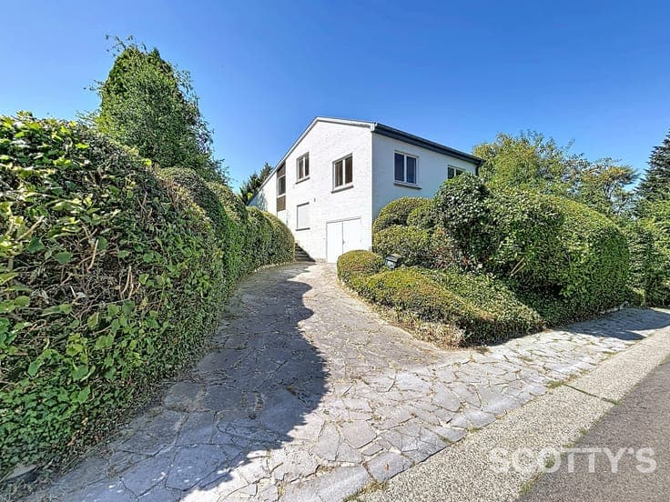 Charming architect-designed house with renovation potential