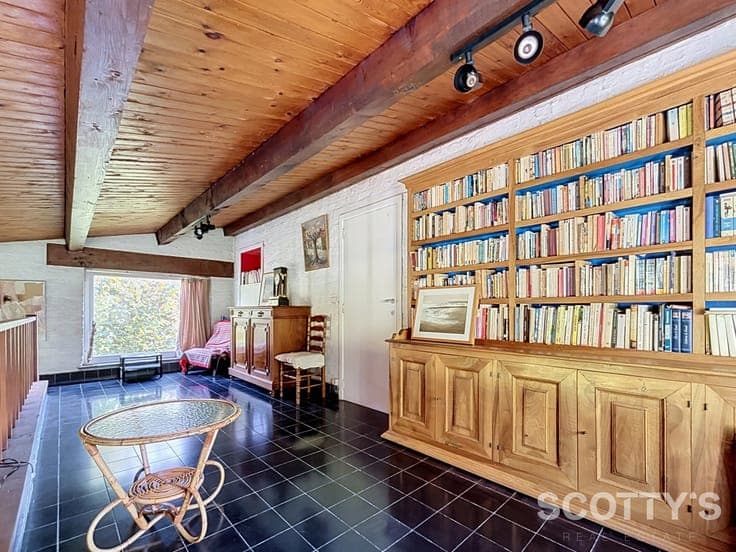 Charming architect-designed house with renovation potential