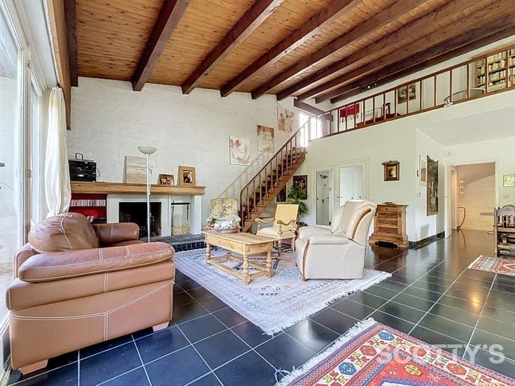 Charming architect-designed house with renovation potential