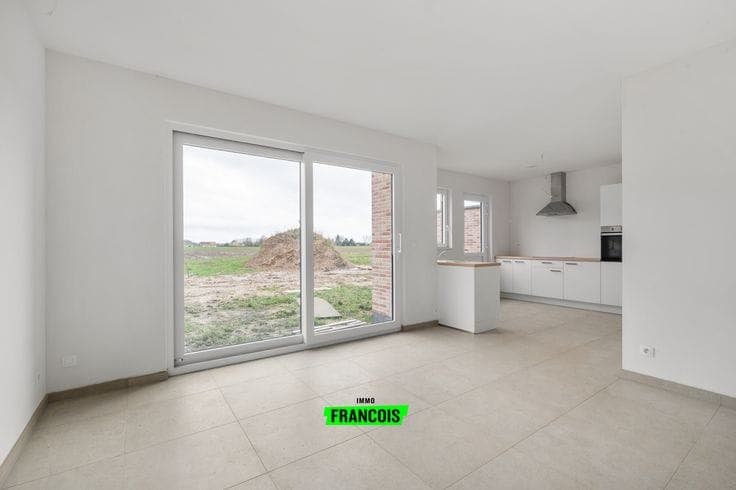 Quietly located new-build house for sale in Celles with bea…