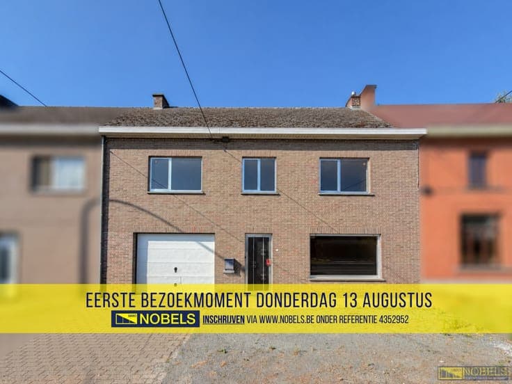 Te koop, te renoveren gezinswoning met 4 slaapkamers, inp...