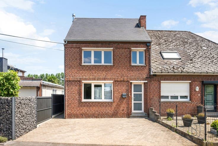 Beautiful renovated house with garden in Saint-Sauveur!
