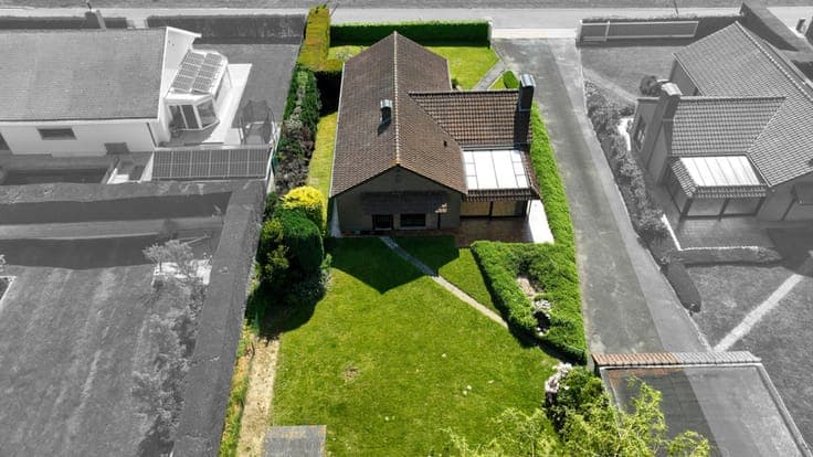 154 m² Single-Storey Villa in Kortrijk Next to Don Bosco