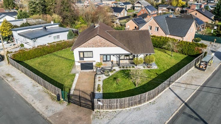 SFEERVOLLE KARAKTERWONING TE MAASMECHELEN MET 4 SLAAPKAMERS