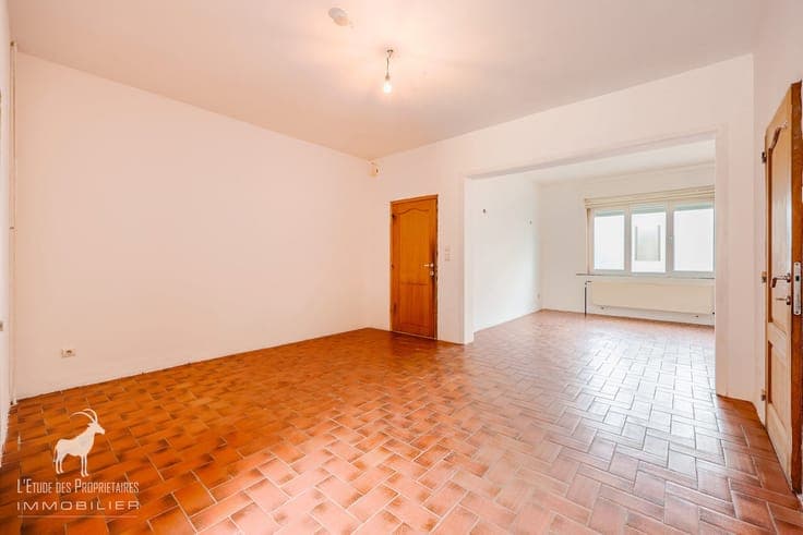 House for sale in MARCINELLE.